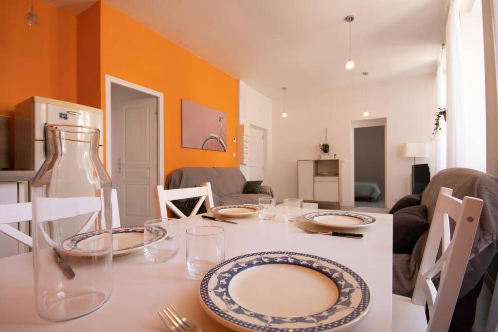 La Fontaine Neuve-Avallon-5 Personnes-1 Chambre-3 Lits-Parking-Wifi Exteriör bild