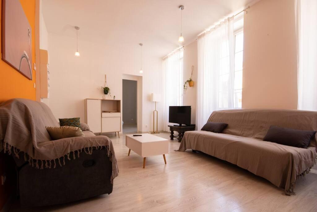 La Fontaine Neuve-Avallon-5 Personnes-1 Chambre-3 Lits-Parking-Wifi Exteriör bild