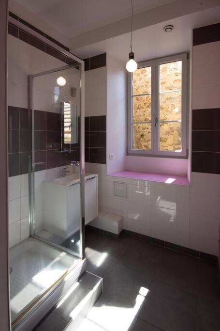 La Fontaine Neuve-Avallon-5 Personnes-1 Chambre-3 Lits-Parking-Wifi Exteriör bild